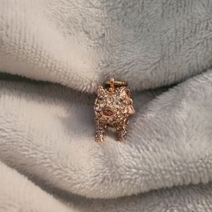Henri Bendel pig charm/keychain